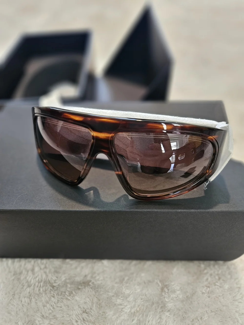 NWT Balmain Authentic B-escape Sunglasses Brown Gold Luxury Summer Vacation